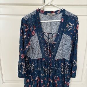 Absolutely famous boho top. ‎ Size large